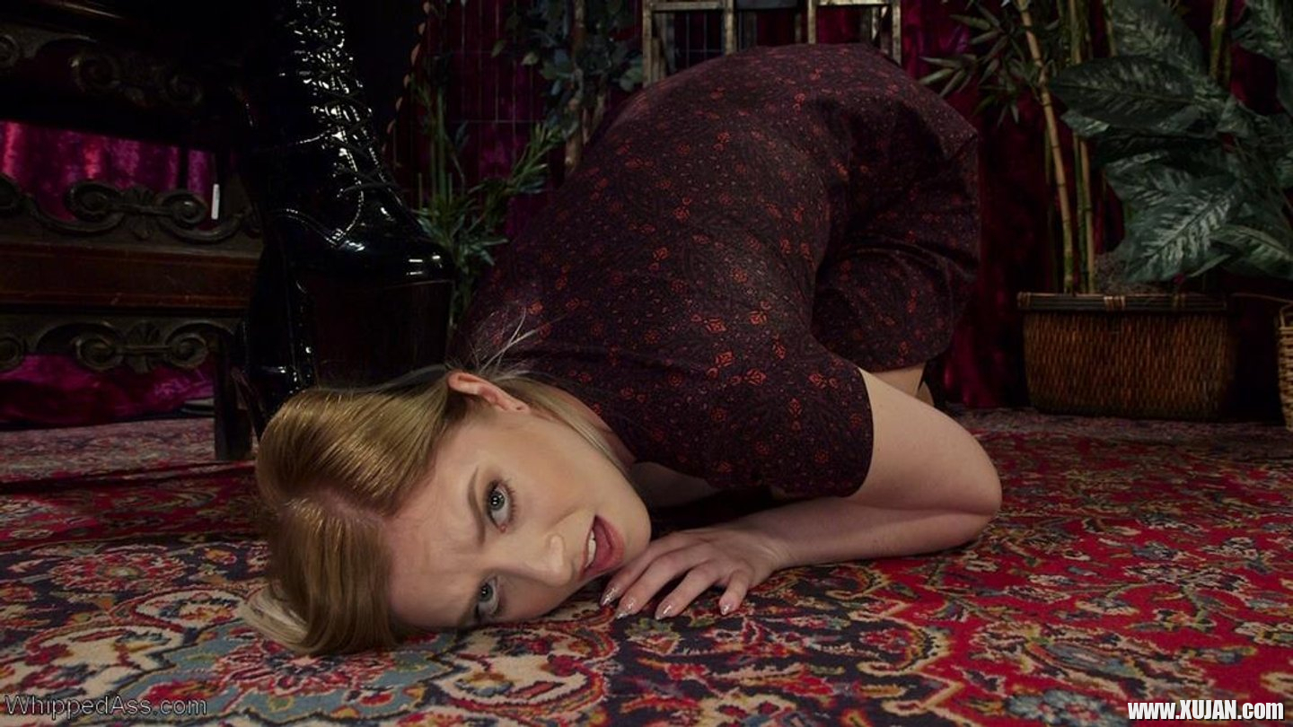 Mona Wales has some kinky Fun with a horny Blonde - Photo #3285385