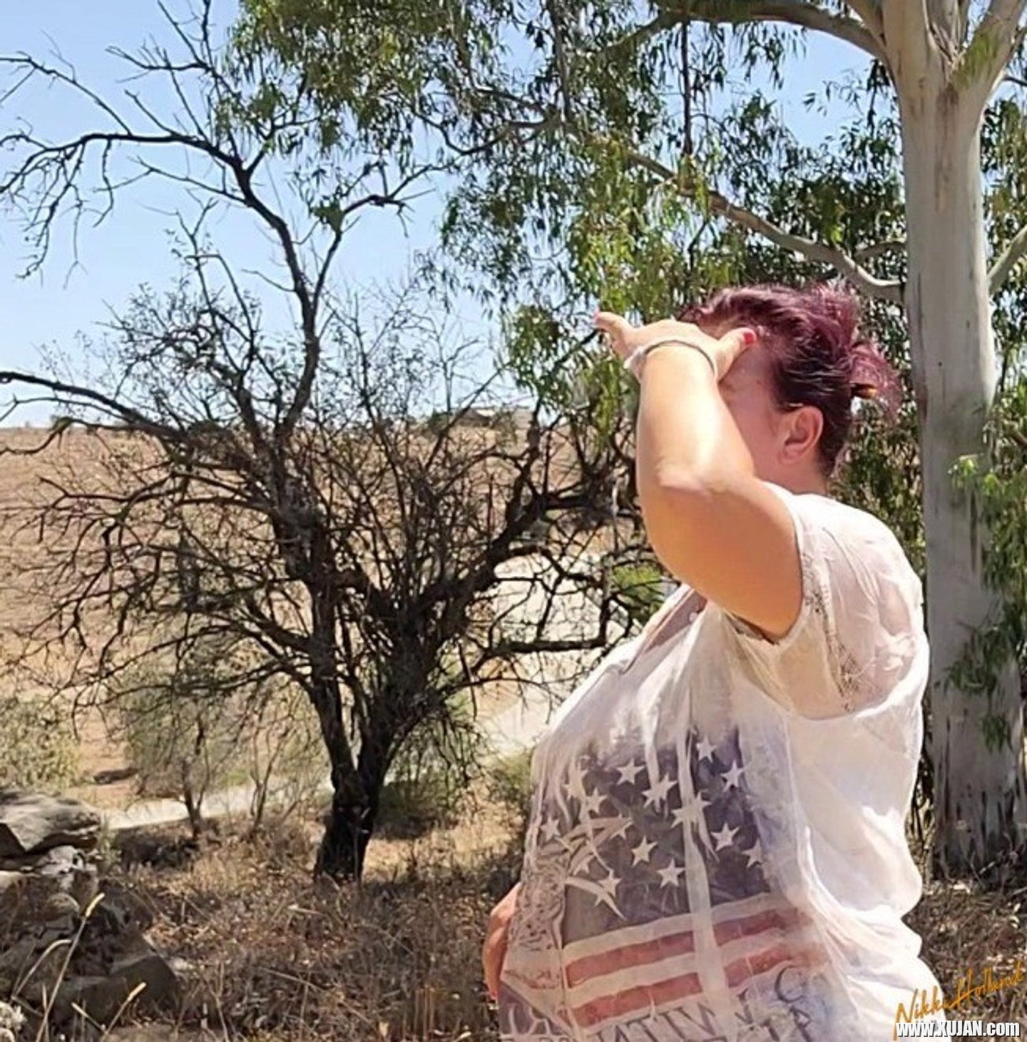 Horny BBW Nikki Holland sucking on a hard cock outdoors - Photo #3286757
