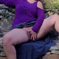 Solo BBW Nikki Holland playing with her wet pussy outdoors