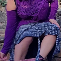 Solo BBW Nikki Holland playing with her wet pussy outdoors