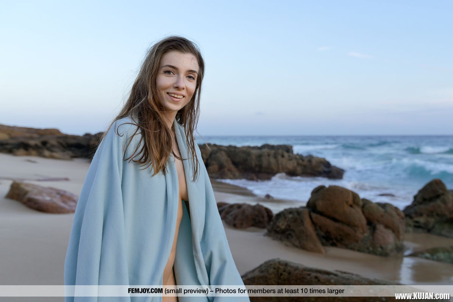 Ola Rudik poses totally naked on sandy beach - Photo #3290228