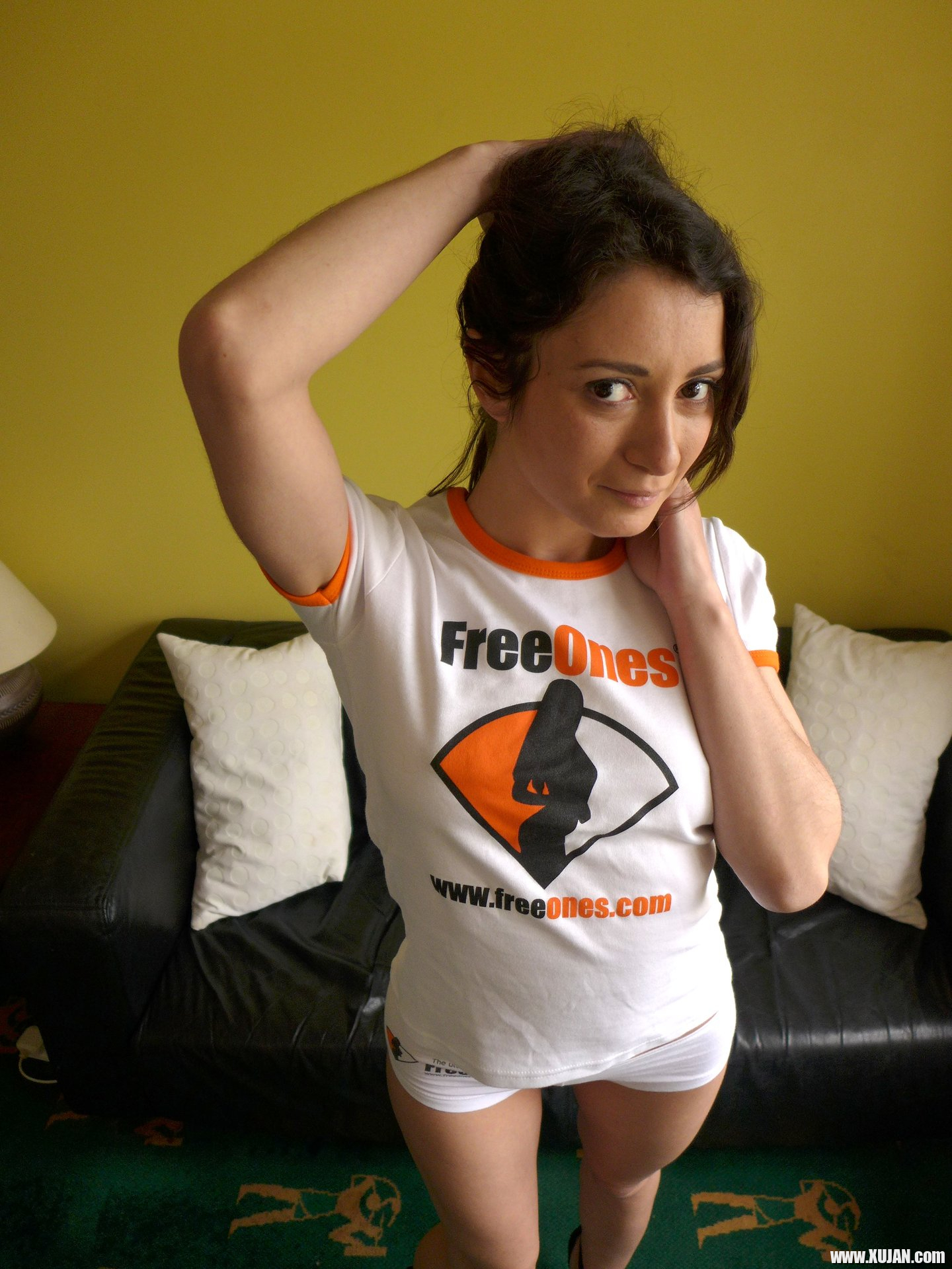 Babe Valentina Bianco takes off her FreeOnes Gear - Photo #3295468