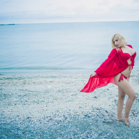 Vanesa Parks teases with a red Bikini at the Beach