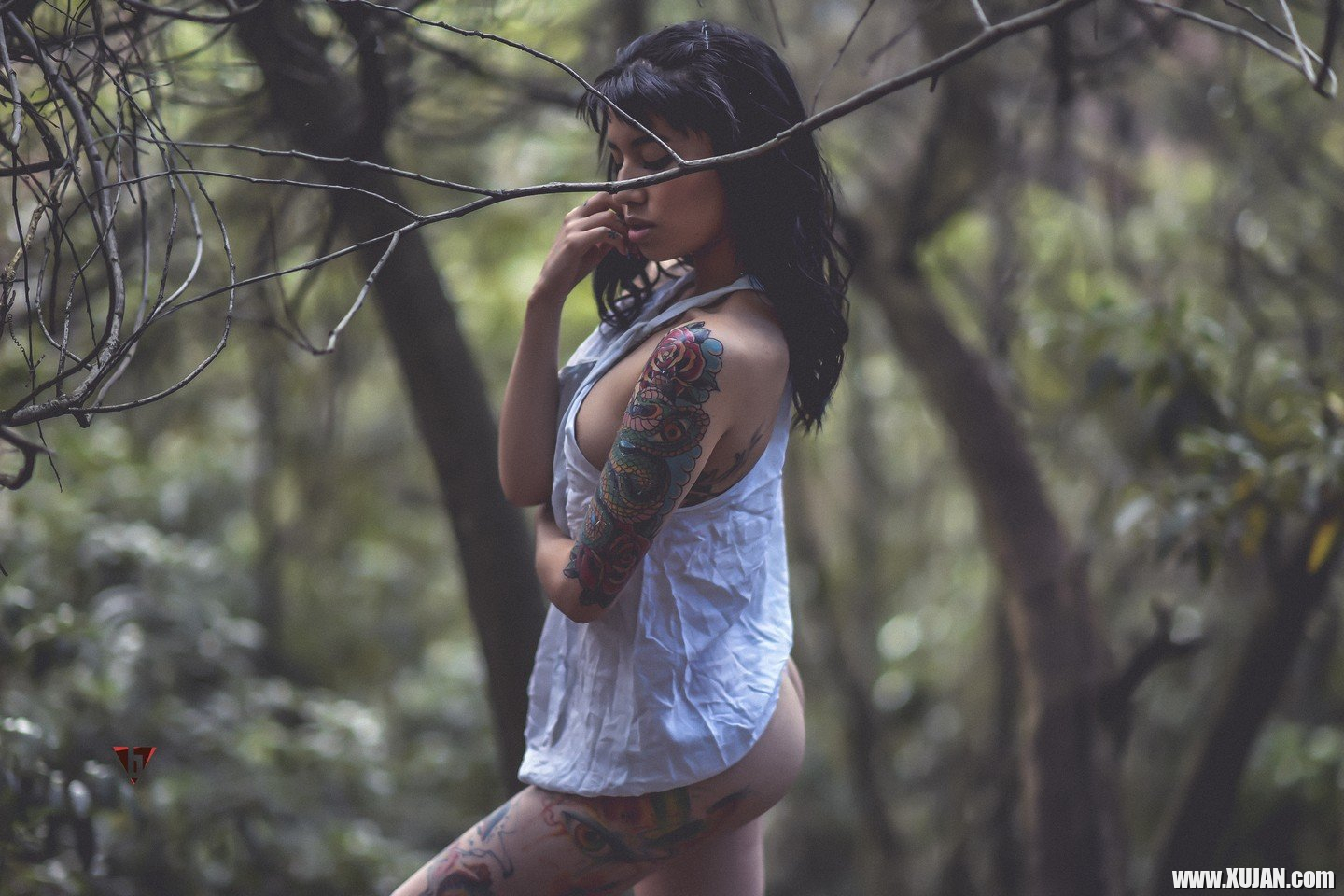 Lovely petite Latina Jessica Alvarez stripping and showing ass in the woods - Photo #3313188