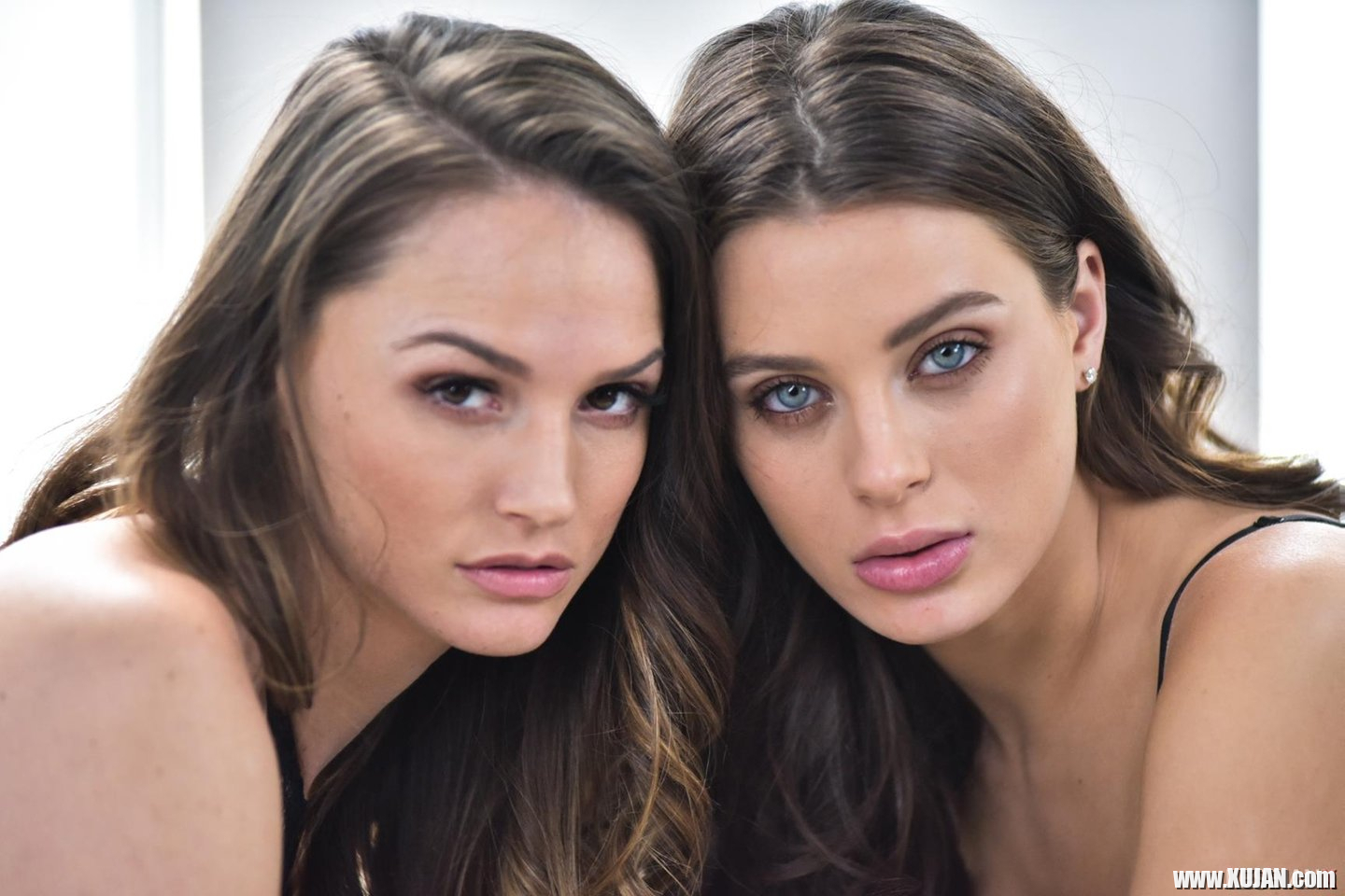 Amazing Tori Black gets licked by Lana Rhoades - Photo #3315572