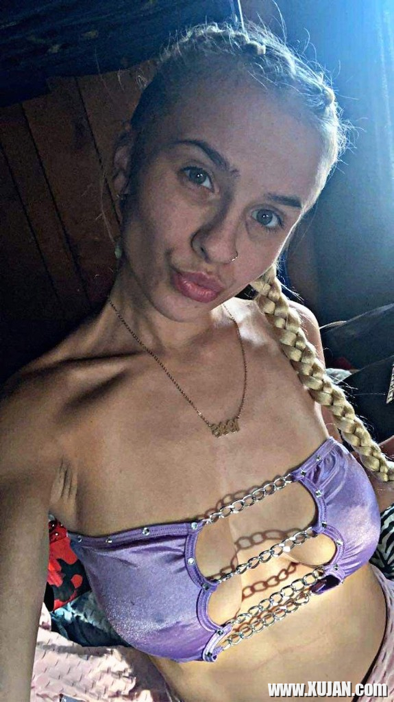 STRIPPERAYIN HAGUSTNER - Photo #3316715