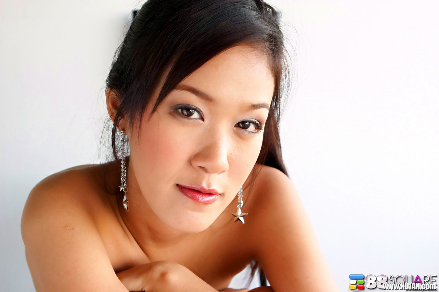 Erotic Asian Babe Irene Fah shows her slim Body - Photo #3317770