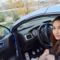 Wild Girl Ginebra Bellucci fucking in a Car