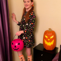 Sexy Cherry Fae drills her Muff for Halloween