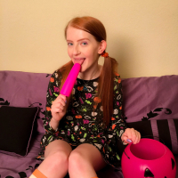 Sexy Cherry Fae drills her Muff for Halloween