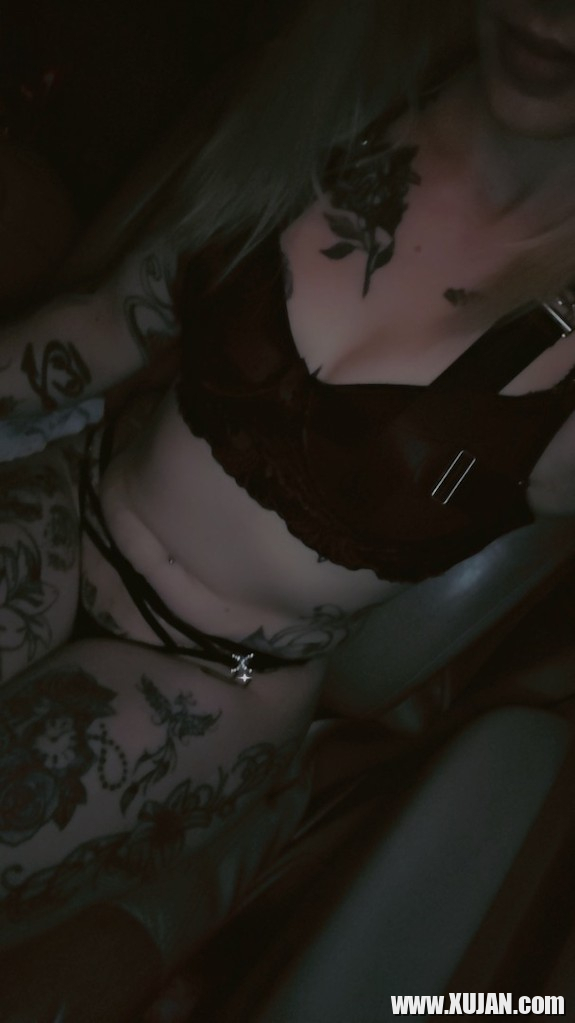 Fuckable Barbie - Photo #3320597