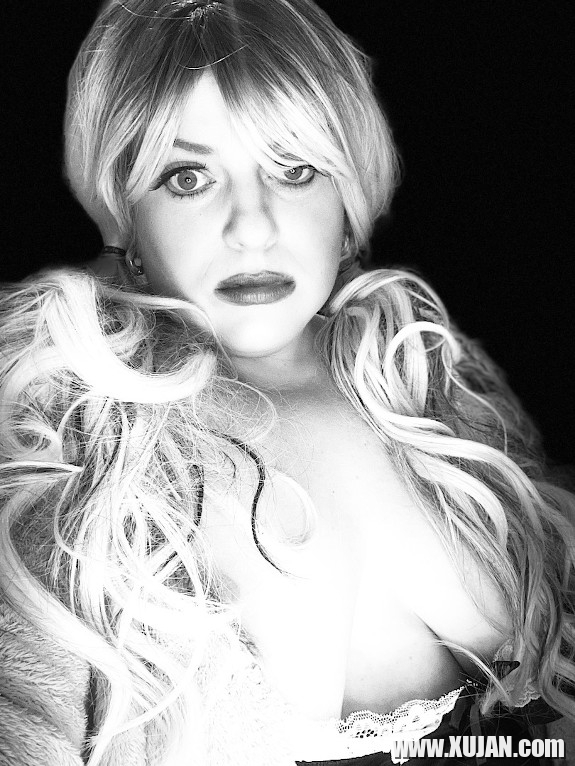 Shikaher geghetsik milf - Photo #3322054
