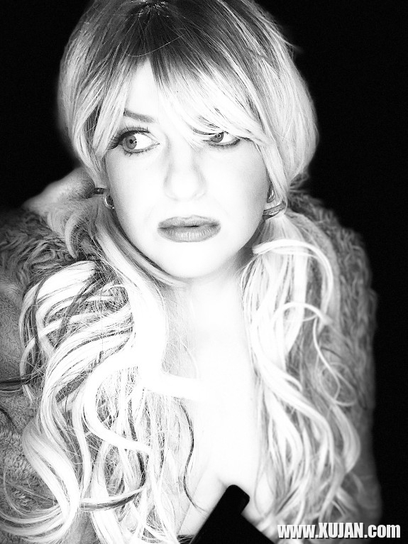 Shikaher geghetsik milf - Photo #3322055