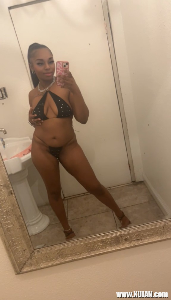 B U B B L E S - Photo #3325929