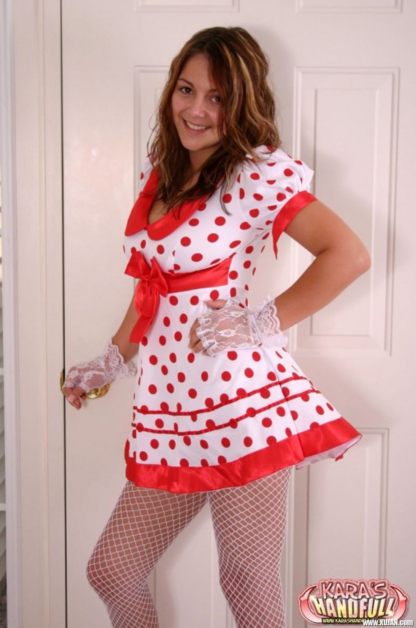Karen Dreams loves to get nude and show Melons - Photo #3326348