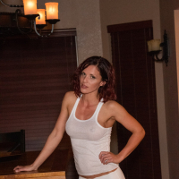 Karen Dreams pulls down Panties to show Trampstamp