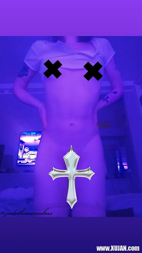 LilRedRidingCock - Photo #3330923