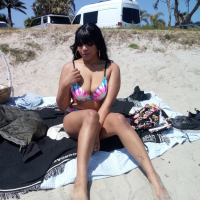 KRVEL E BEACH BABE AMBOGhJAKAN TESANYUTY ShUTOV