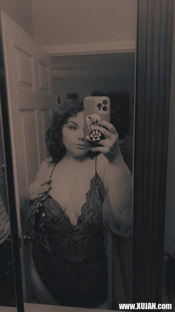 Big Tittie toker - Photo #3331441