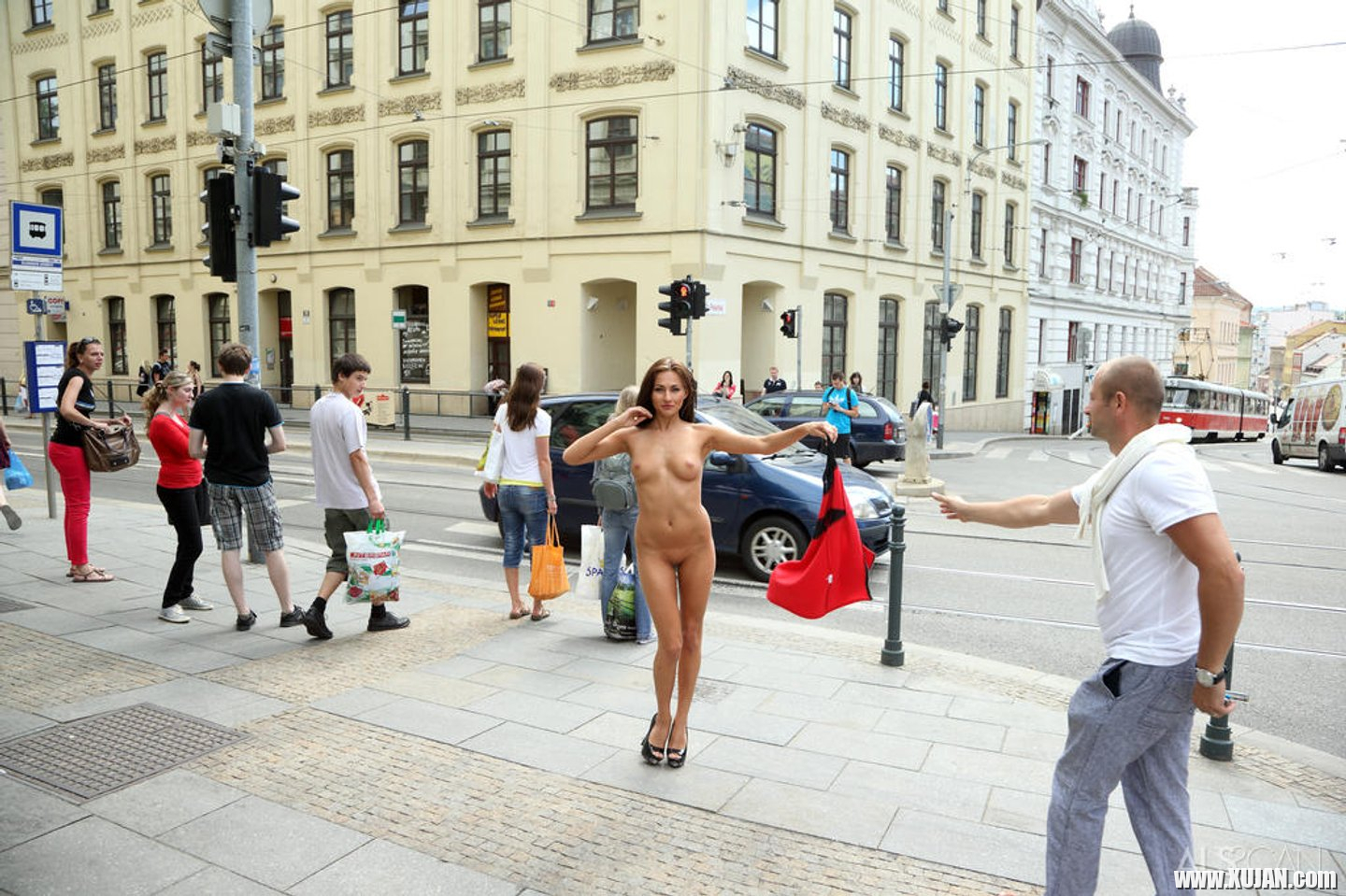 Michaela Isizzu posing naked in Public Places - Photo #3333211
