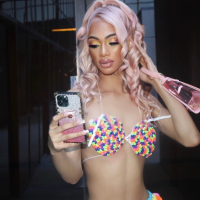 Trans Lightskin baddie