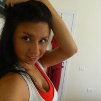 Busty Babe Aubrey Paige showing off her big Boobs