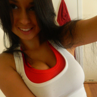 Busty Babe Aubrey Paige showing off her big Boobs