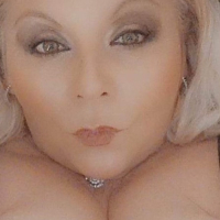 Geghetsik latinakan milf
