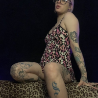 Fuschia Leopard hellip DITEQ AMBOGhJAKAN TESANYUTY IM PROFILUM
