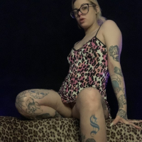 Fuschia Leopard hellip DITEQ AMBOGhJAKAN TESANYUTY IM PROFILUM