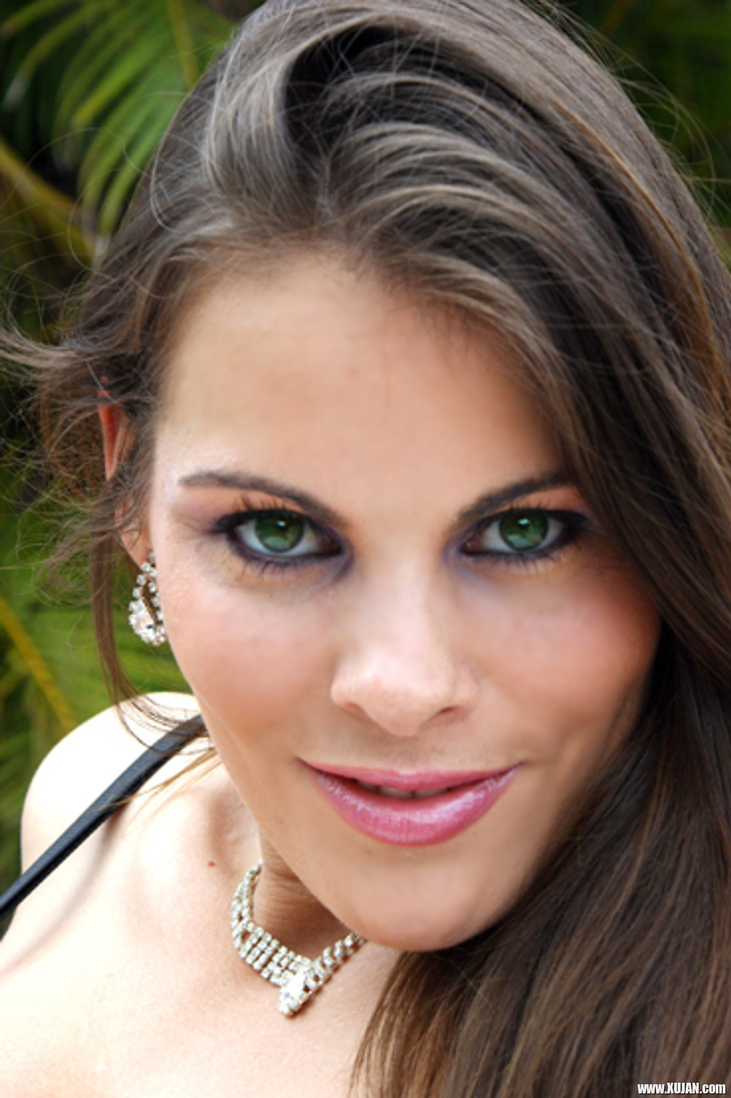Heather Silk showing her Pink Pussy Outdoors - Photo #3343543