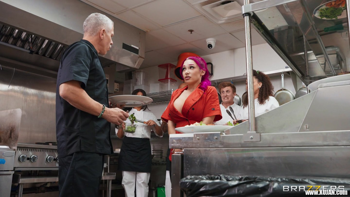 Bootylicious bitch Lily Lou getting analyzed by a chef Mick Blue - Photo #3346065