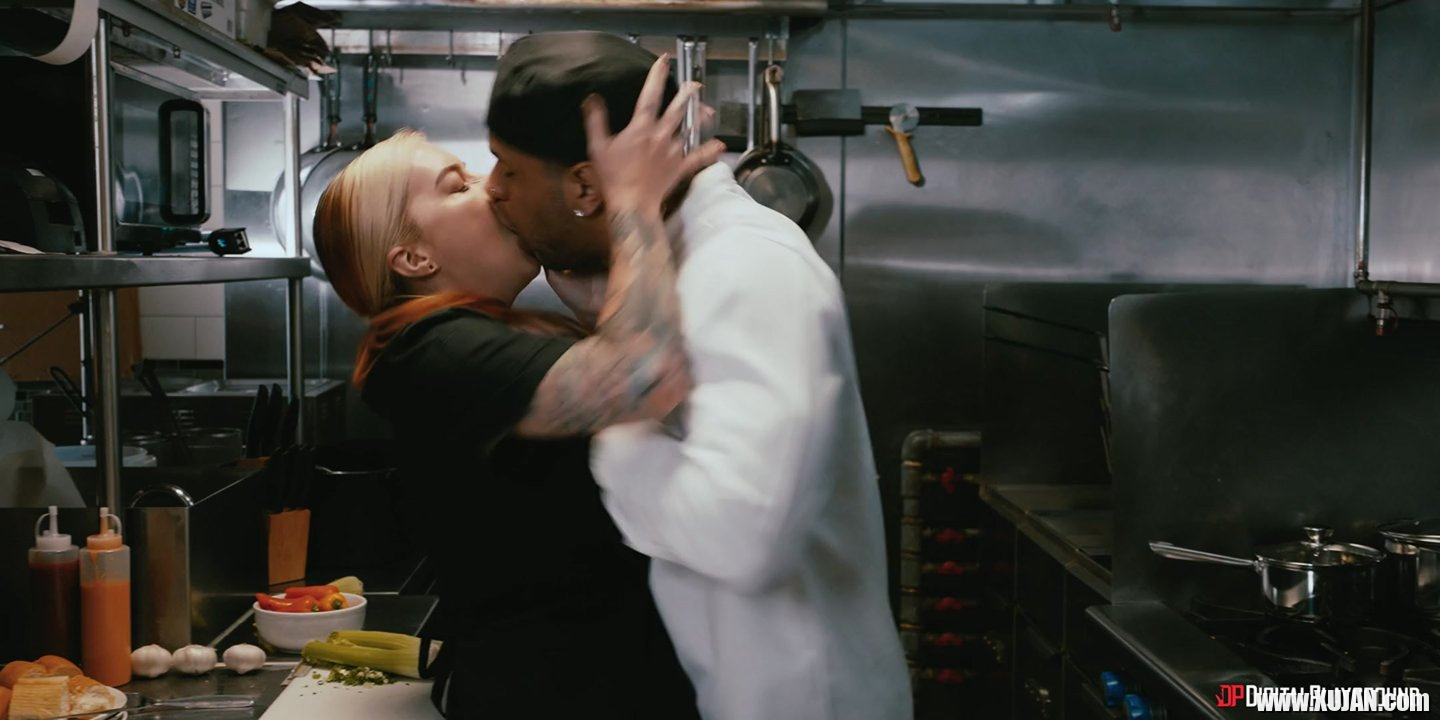Busty and lusty chef Cubbi Thompson fucking hard in the kitchen - Photo #3347045