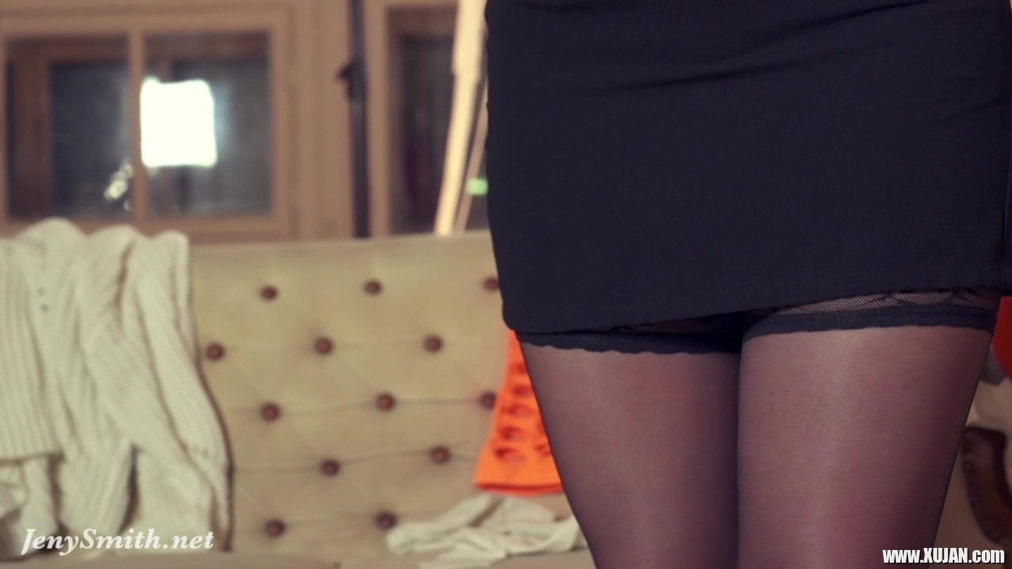 Kinky Jeny Smith loves to tease wearing stockings - Photo #3347504