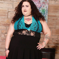 Horny Moon B spreads legs to be pleasured with a vibrator