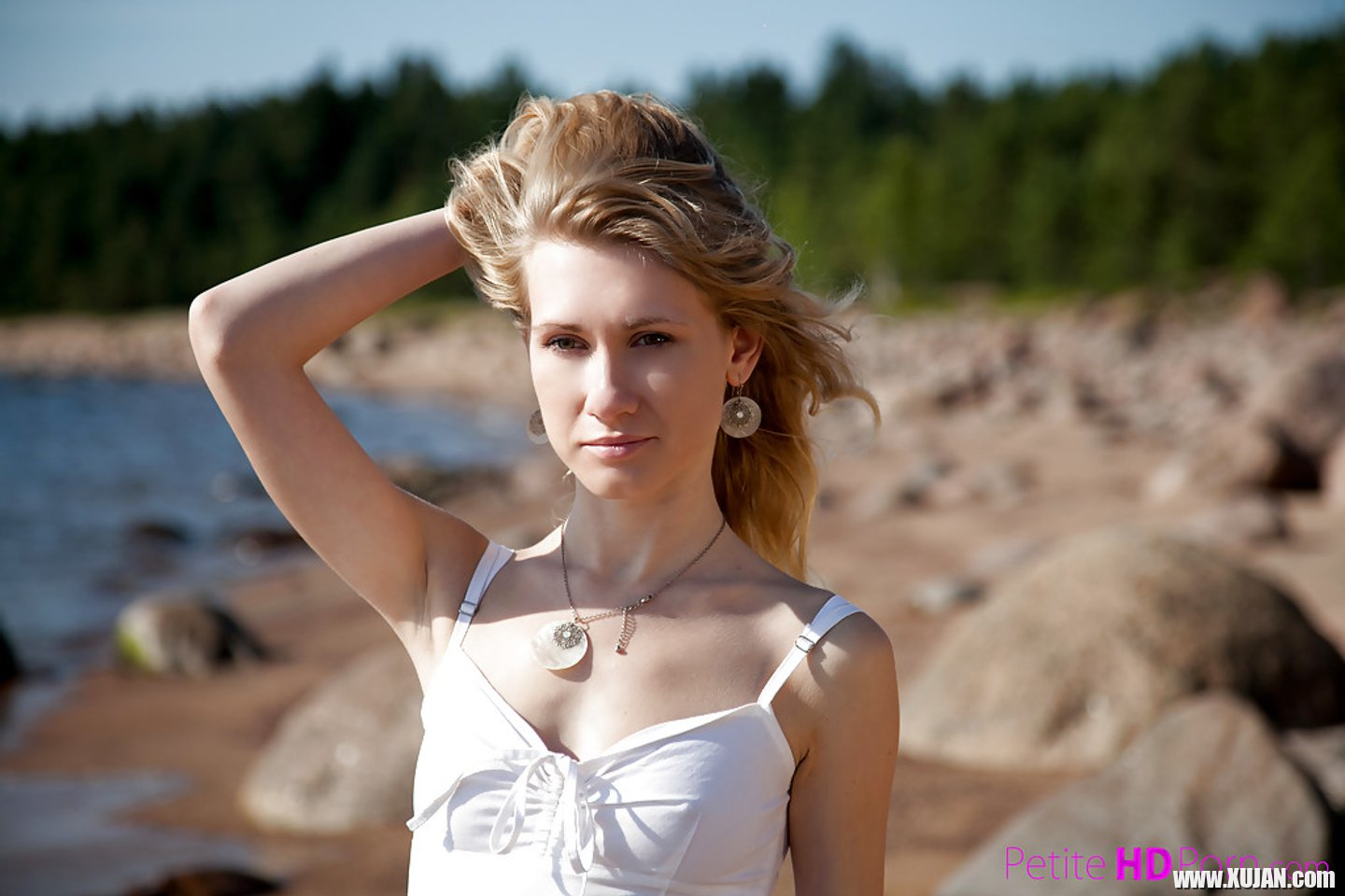 Lovely young girl Mariana strips and shows her shaved pussy on the beach - Photo #3356247