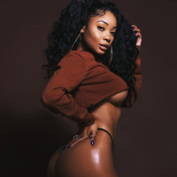 Beautiful Ebony Babe with big tits flaunts Body