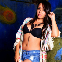 Melanie Lover enjoys showing sexy Body on Camera