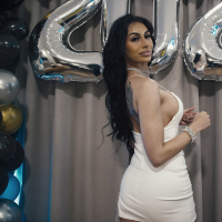 Tattooed bitch Ariana Starr gets laid with Ryan Madison on NYE