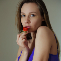 Mirabella Celinne seductively spreads shaven Pussy