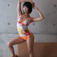 Sweet Riku Minato takes off her bikini to show her pussy