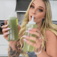 Cock hungry blondie Kali Rose gets her pussy stuffed with a big cock
