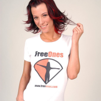 Sweet Amy Lee posing in a Freeones TShirt