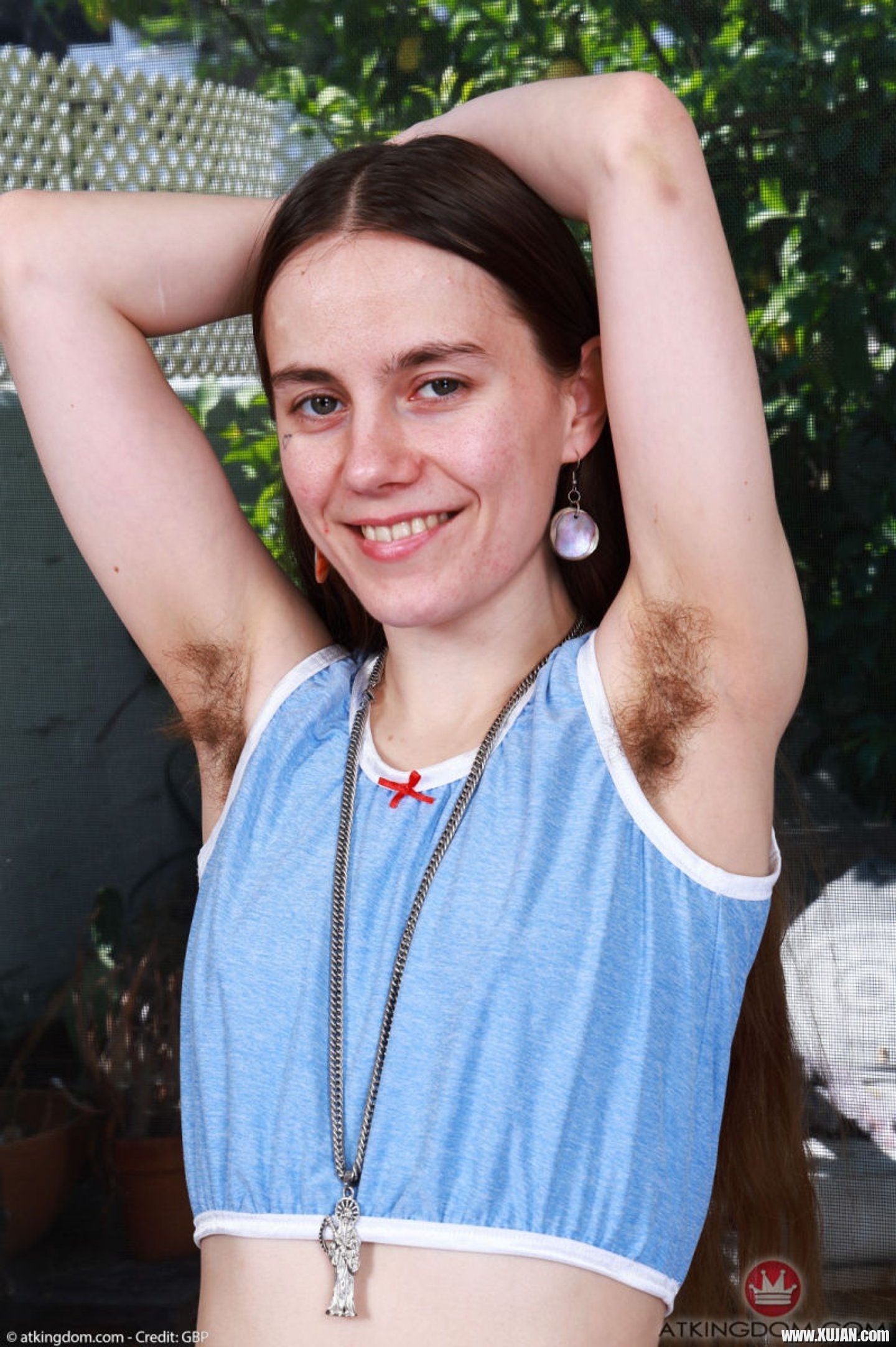 Skinny Sia Wood with hairy armpits doing striptease HD - Photo #3373909