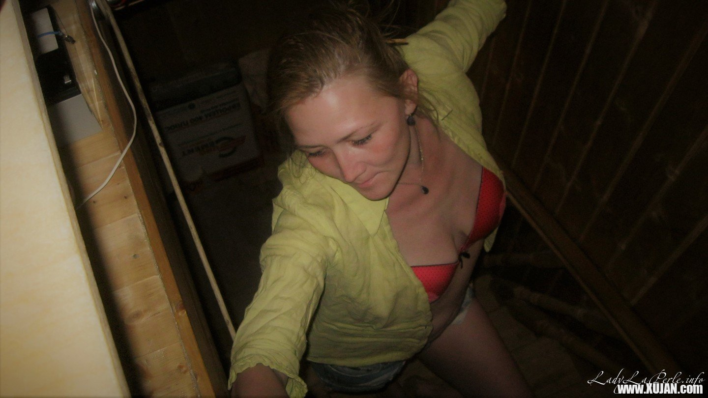 Good looking Lady La Perle loves showing off her figure - Photo #3374391