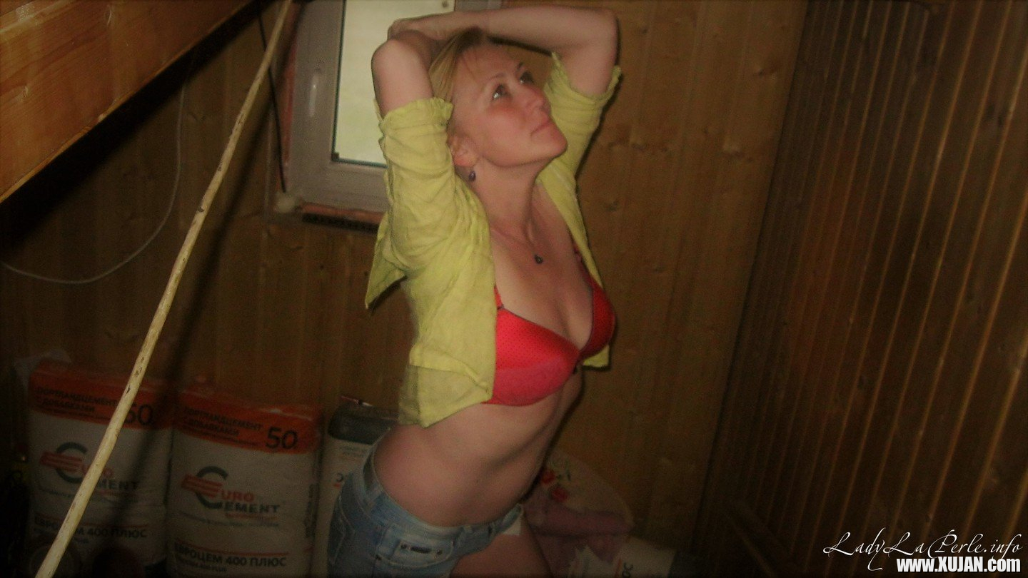 Good looking Lady La Perle loves showing off her figure - Photo #3374393