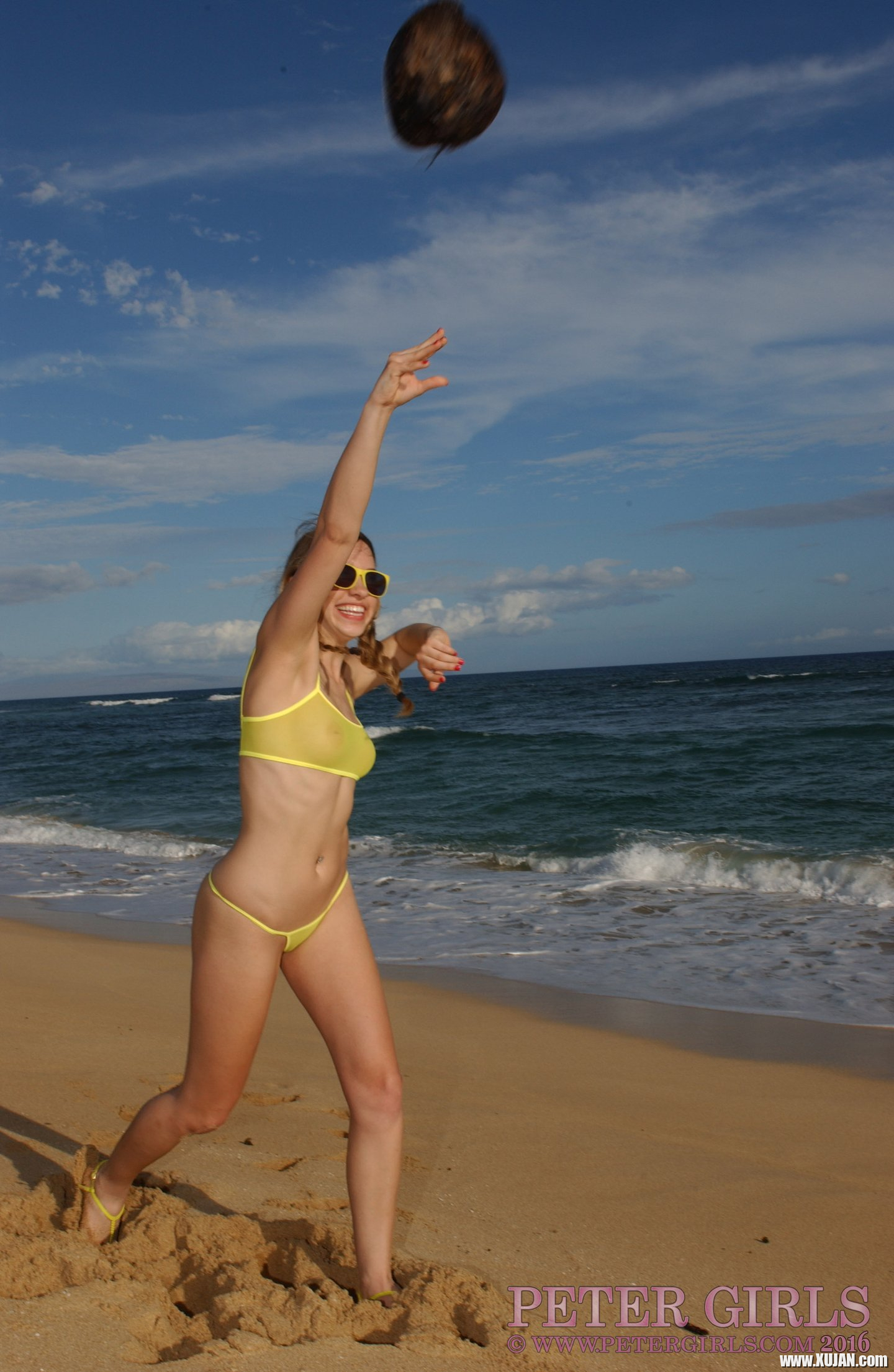 Lovely Girl posing and fingering Twat on the Beach - Photo #3380210