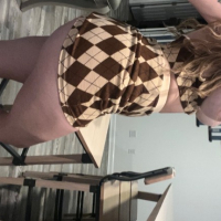 Hot nerd Aveli shat nkarner miayn erkrpaguneri hamar