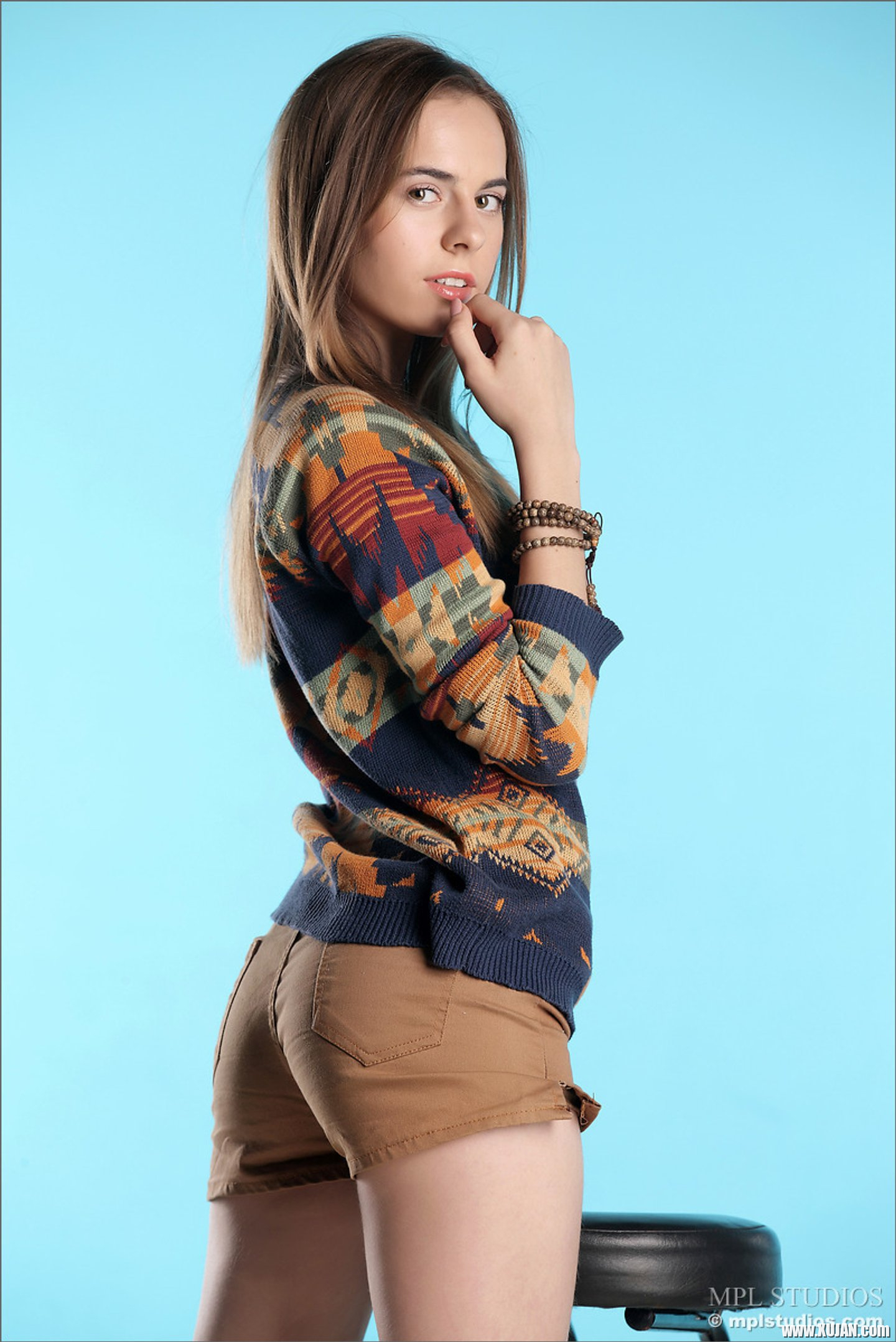Marion Why strips and reveals her Tits and Twat - Photo #3384154