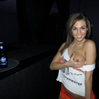 Hooters Girl Val Midwest serves up her sexy Ass